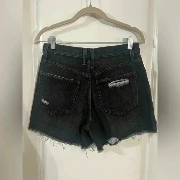 We The Free Women’s Black Makai High Waisted Cut Off Distressed Denim Shorts - Picture 3 of 8